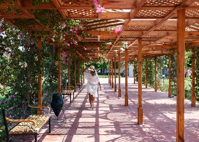 منتجع Desert Rose 5*